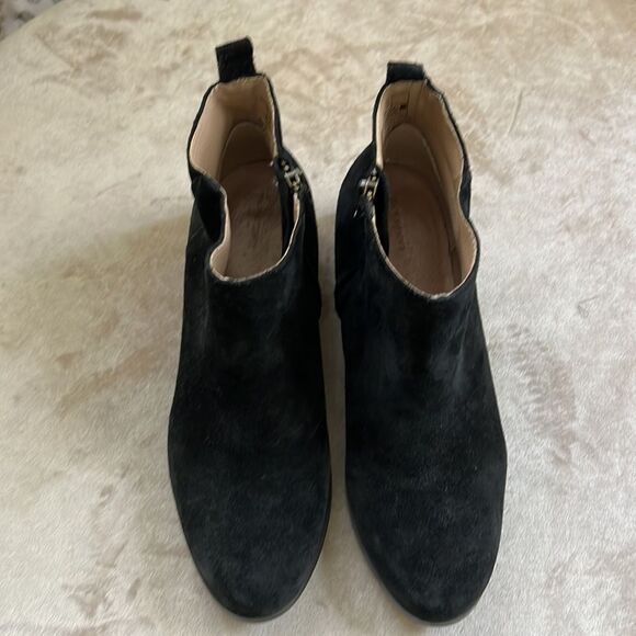 *Lands End* Suede Ankle Booties SZ 7.5 - Picture 5 of 8
